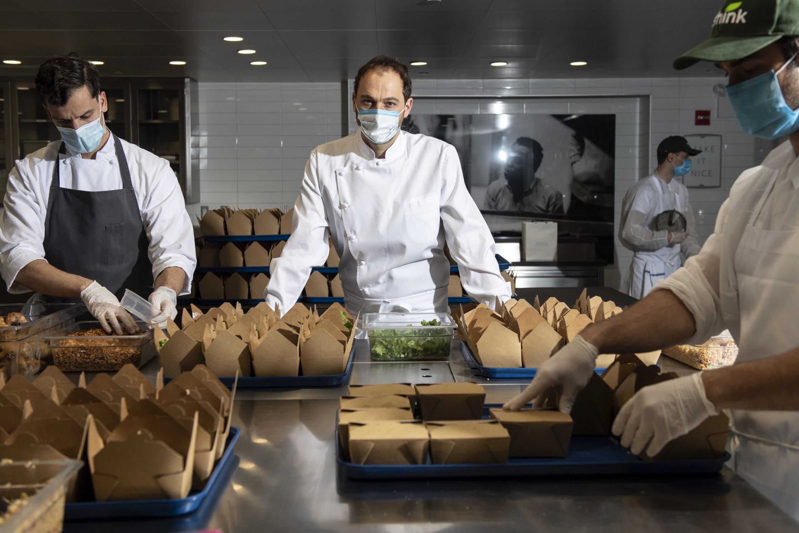 200424_EMP_SoupKitchen_3047-scaled-1