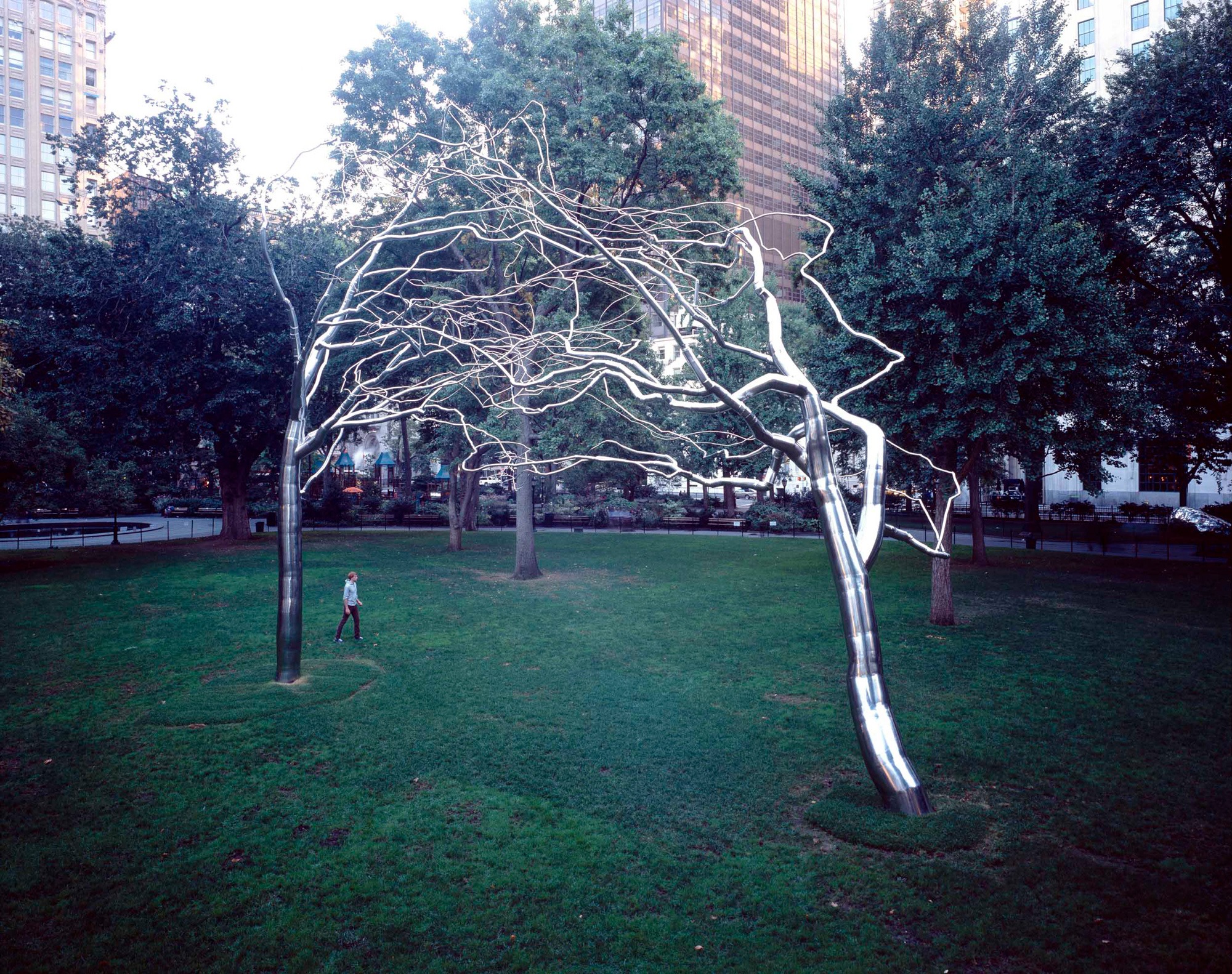 Roxy Paine 7