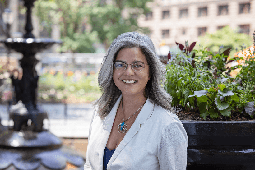 Holly Leicht Profile